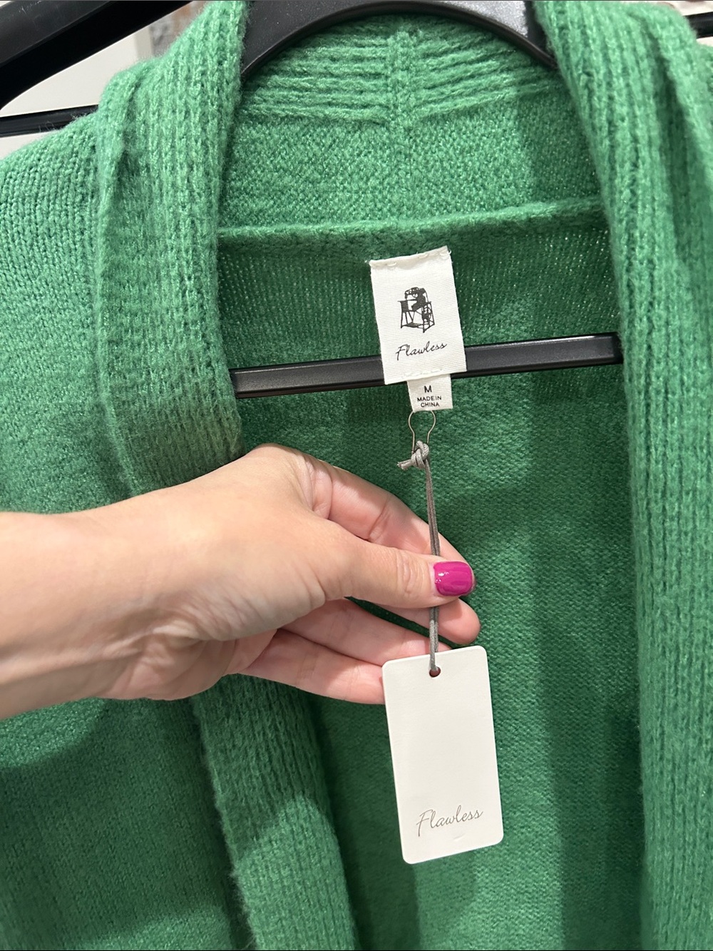 Flawless Woman’s Size medium Open-Front Cardigan Sweater. Deep pockets! Warm! - Picture 4 of 7